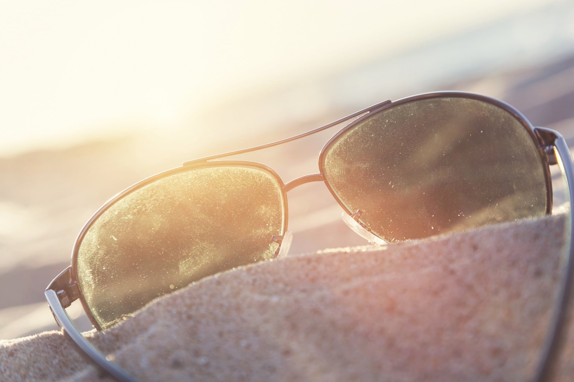 sunglasses-dream-meaning-get-your-dream-interpretation-now